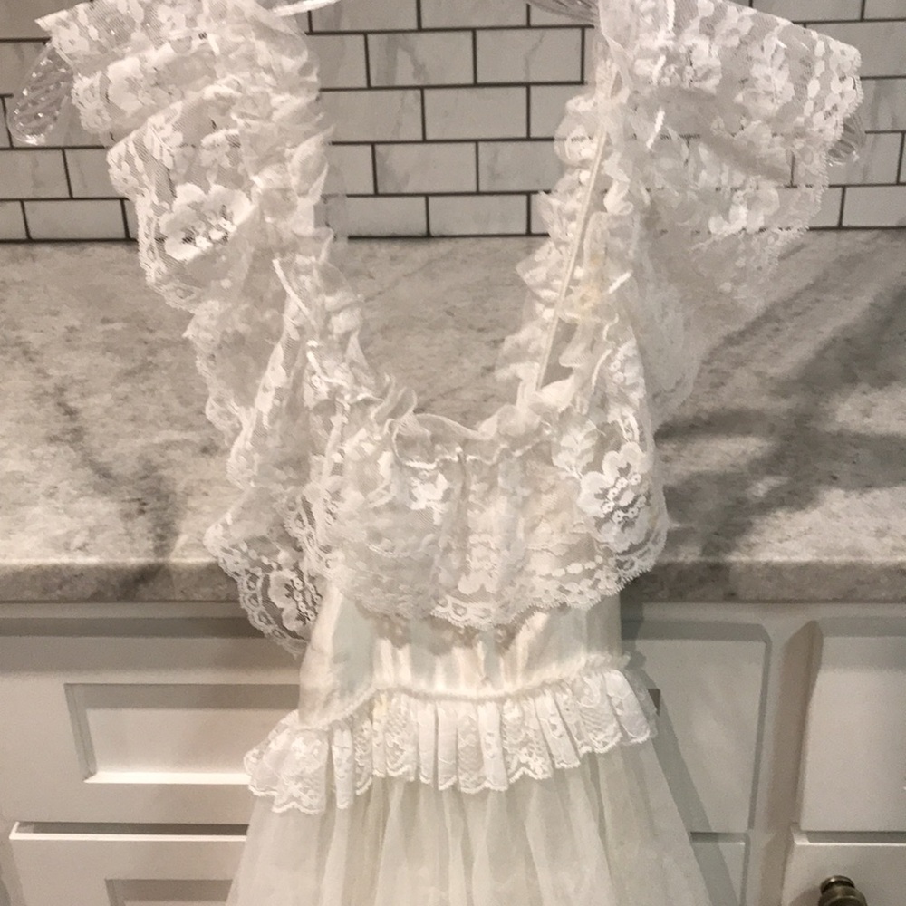 Vintage La Mendola Tiered Slip Nightgown White Nylon Childs Size Small Lace USA - Picture 2 of 10